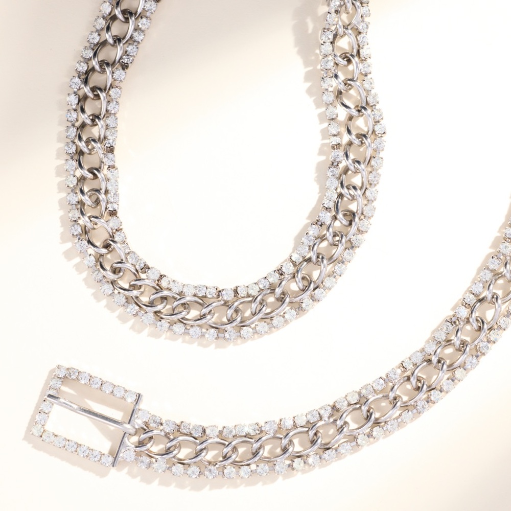 Gorgeous vintage 1980’s YSL rhinestone chain belt - Picture 2 of 8